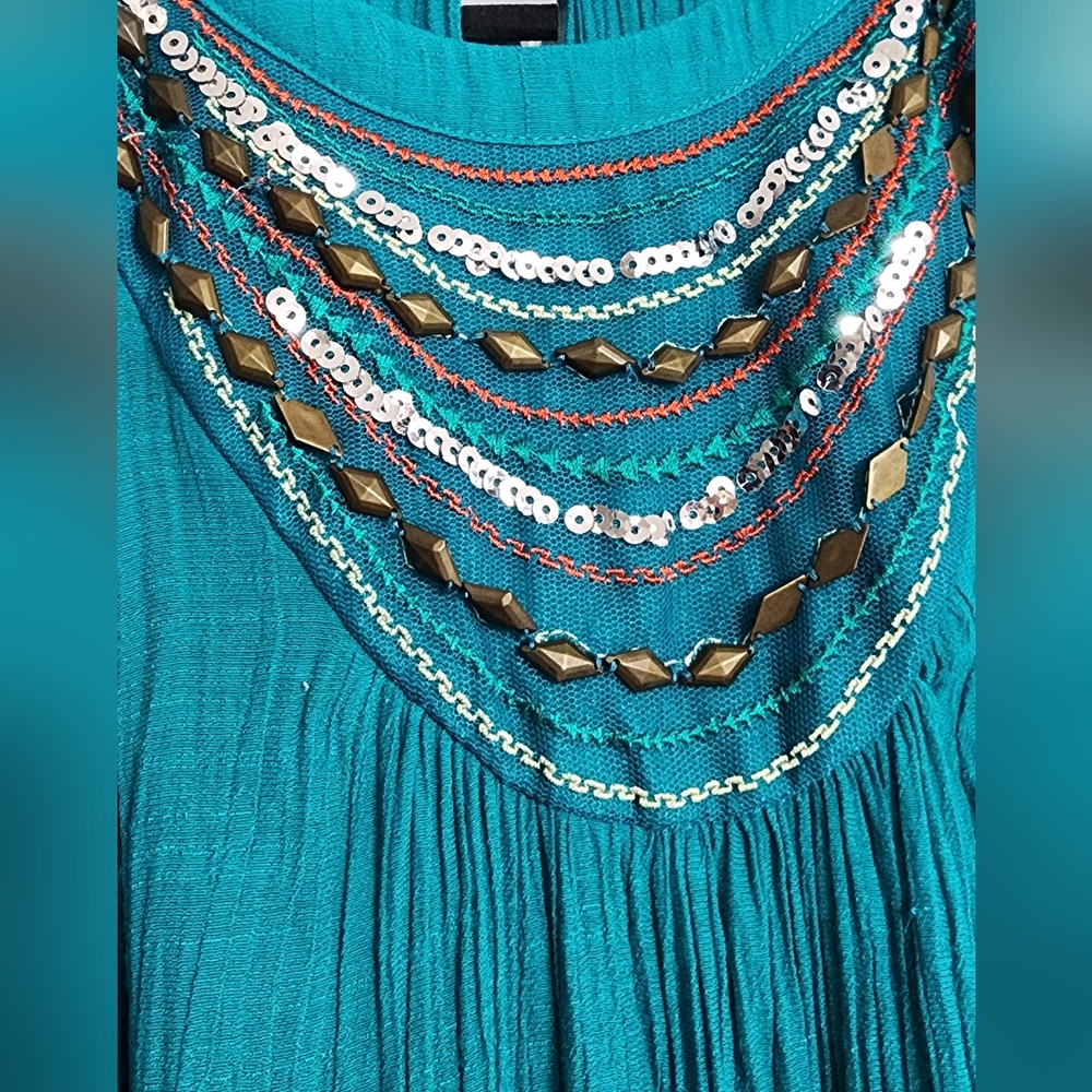 Flowly High Neck Racerback - Picture 3 of 4